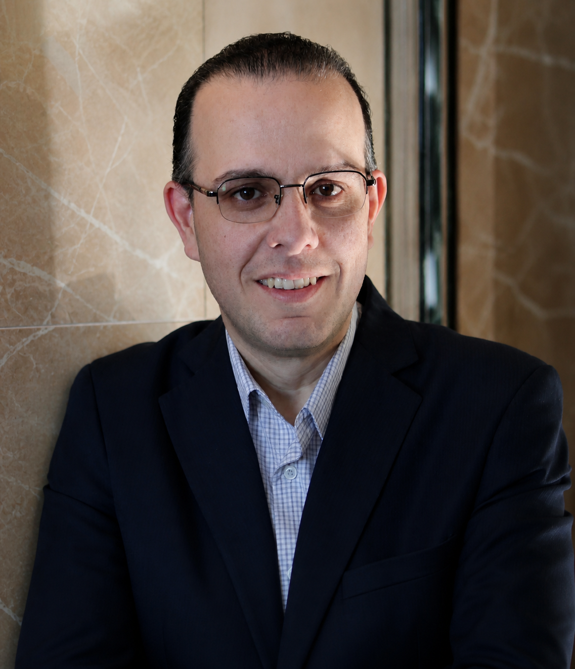 Prof. Dr. Cláudio Farias